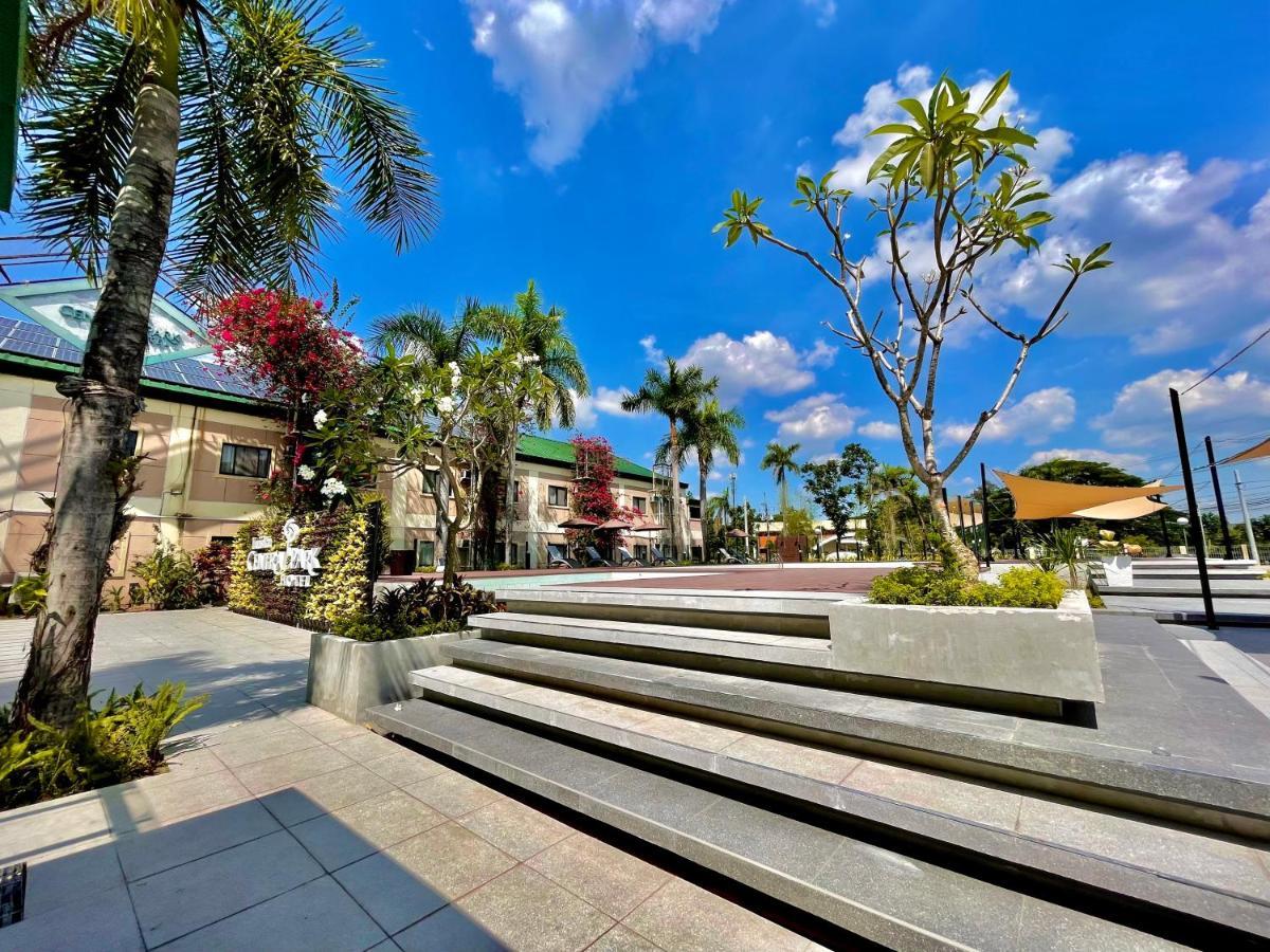 Luisita Central Park Hotel Tarlac City Exterior foto