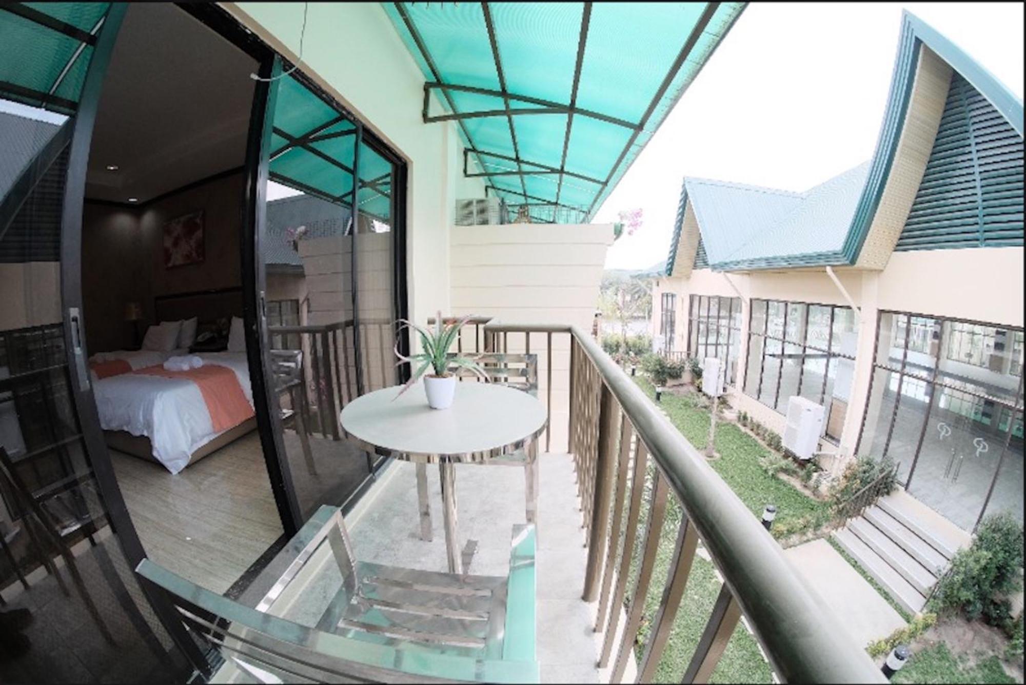 Luisita Central Park Hotel Tarlac City Zimmer foto