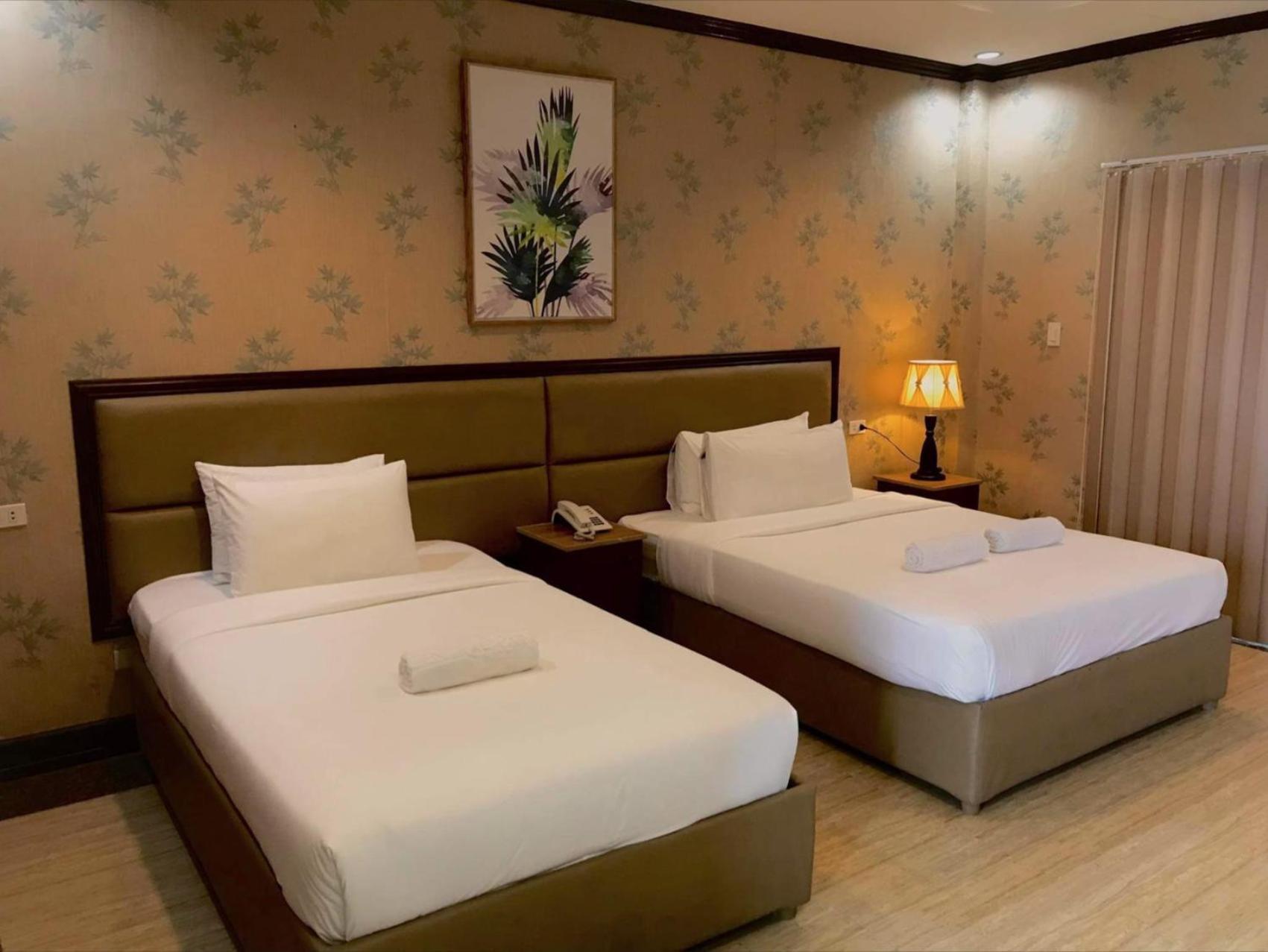 Luisita Central Park Hotel Tarlac City Zimmer foto